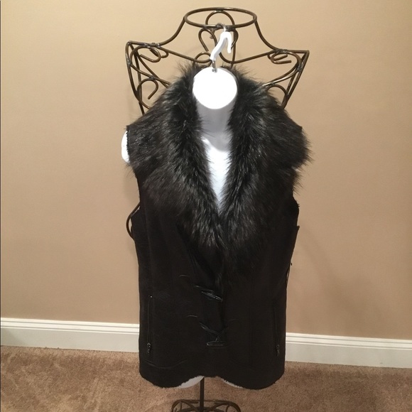 GUESS VEST - Picture 9 of 13